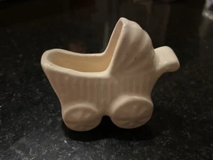 Vintage Shawnee Pottery USA Miniature Baby Carriage Planter - Picture 1 of 5