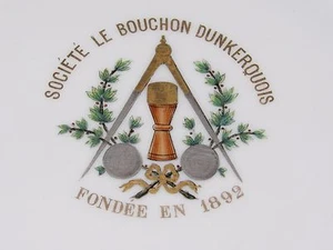 06D43 Antica Piatto Societè Del Tappi Dunkerque Giochi Trattoria Fiandre 1892 - Picture 1 of 4