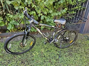 GT Avalanche Bicycle (HYDRAULIC DISC BRAKE MODEL!) (Pre-owned) - Picture 1 of 6