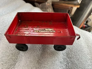 Vintage ERTL Pressed Metal Toy Red Farm Wagon Trailer Made USA 74-7650 - Picture 1 of 7