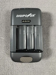 DigiPower Ladegerät TC-U450 / AC 100V-240V-50/60Hz - Bild 1 von 3