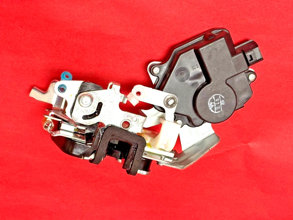 Actuador de cerradura de puerta DLA-714 para 01-05 Kia Rio trasero izquierdo Foto 1 de 4