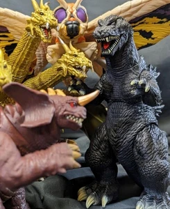 Movie Monster Series Godzilla Mothra Baragon Soft Vinyl Figure Set 4 Bandai 2001 - Bild 1 von 8