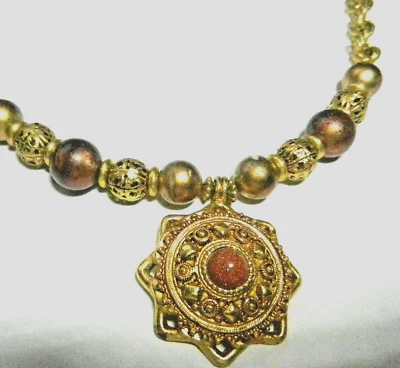 Collar Ann Klein AK II tono dorado filigrana cuentas con colgante de piedra dorada 16,5"-23" Foto 1 de 4