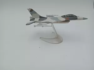 Corgi Diecast Model F-16 Fighting Falcon #ufb4 - Picture 1 of 7