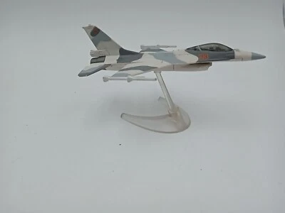 Corgi Diecast Model  F-16 Fighting Falcon #ufb4 - Image 1 of 4