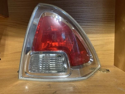 Luz trasera Ford Fusion 2006 2007 2008 2009 pasajero derecho lado derecho fabricante original Foto 1 de 4