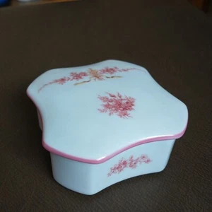 VTG Royal Porcelain Bavaria Trinket Box White Pink Flower Roses #73 Germany - Picture 1 of 9