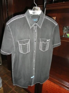 Roar Black Signature Short Sleeve Button Up Shirt Size Medium - Picture 1 of 10