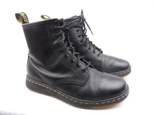 Dr. Martens Air Wair Newton Black Leather Doc's Boots - Women's 7 Men's 6 - Picture 1 of 9
