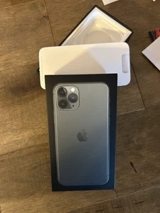 empty Apple iPhone 11s box *no phone - Photo 1 sur 1