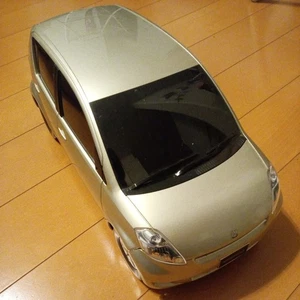 Passo Grande Espositore Auto - Foto 1 di 2