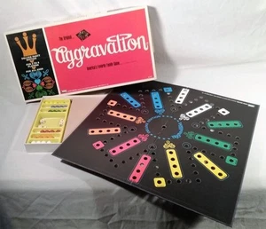 VINTAGE 1970 LAKESIDE INDUSTRIES DELUXE PARTY EDITION AGGRAVATION BOARD GAME - Picture 1 of 2