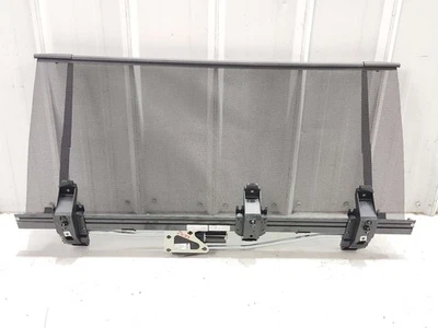 15-21 MERCEDES C63S AMG W205 ЗАДНЕЕ СТЕКЛО СОЛНЦЕЗАЩИТНЫЙ КОЗЫРЕК НАЗАД С ДВИГАТЕЛЕМ - Изображение 1 из 4