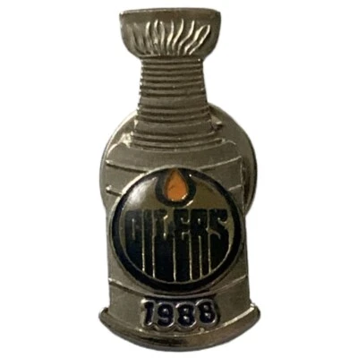Vintage 1988 Edmonton Oilers Stanley Cup Champions Souvenir Pin - Image 1 of 2