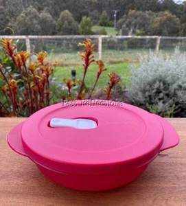 TUPPERWARE CRYSTALWAVE 400ML MICROWAVE BOWL RED - Picture 1 of 2