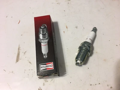 759-3336 - A New Champion Spark Plug For A Cub Cadet 1027, 1170, 1180 Mowers - Image 1 of 2