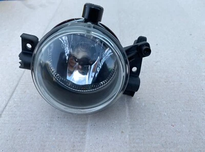 Faro antiniebla lado derecho 3M5115K201AA FORD FOCUS MK2, C-MAX Foto 1 de 3