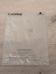 Cuttlebug Embossing Folder - KING CORONATION CROWN FRAME - Picture 1 of 6
