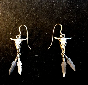 Sterling Silver Native Southwestern Cow Skull Feather Vintage Dangle Earrings - Picture 1 of 1
