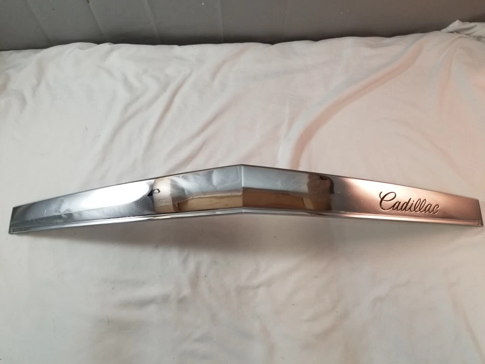 Cadillac Eldorado 1979 capó cromado moldura bisel cabezal panel barra OEM Foto 1 de 4