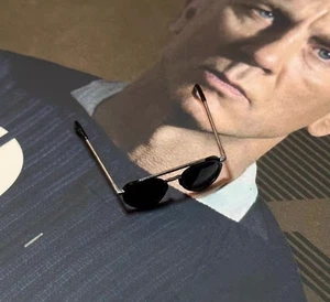 Sunglasses Figure Hot Toys 1/6 MMS804 No Time To Die James Bond Commando Outfit - Picture 1 of 1