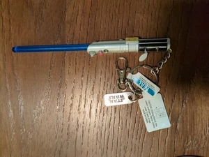 Disneyland Parks Lightsaber key chain Blue "Rey" New W Tags B16 - Picture 1 of 3