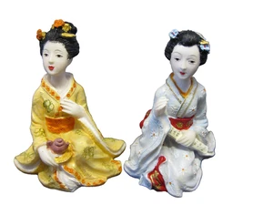 Pair Japanese Women in Kimonos Figurine Statue - Picture 1 of 13
