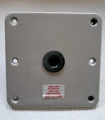 Attwood 67739 Lock-N-Pin Base Plate 7 x 7 inch - Image 1 of 4