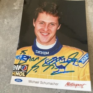 MICHAEL SCHUMACHER ORIGINAL SIGNED PRESS PHOTO - Picture 1 of 3