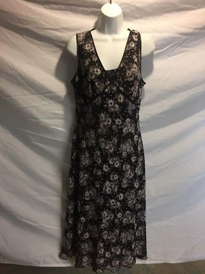 Dressbarn Size 6 Black Floral Sleeveless V Neck Dress - Image 1 of 4