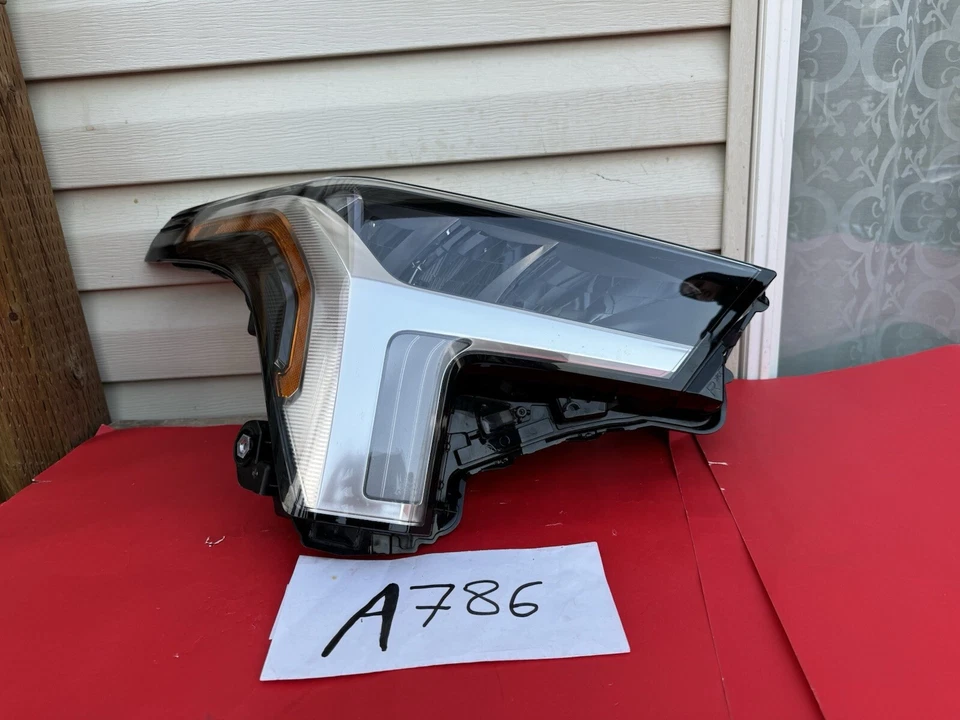 2022-2024 Toyota Tundra Sequoia Limited SR5 Right Passenger LED Headlight OEM786 - Image 1 of 4