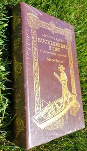 Versiegeltes Goldbuch Adventures of Huckleberry finnisches Leder gebunden von Mark Twain Neu - Bild 1 von 12