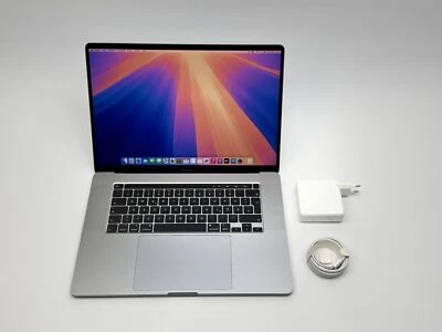 Apple MacBook Pro Retina TouchBar 16“ 6-Core i7 2,6 Ghz 512 GB SSD 32GB Ram 2019 - Bild 1 von 4