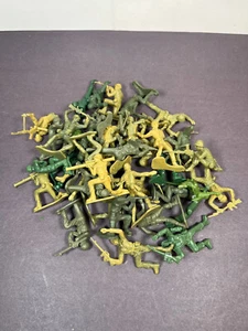 Plastik Militär Soldat WWII 2" Modell Diorama Figur LOT 1/32 Vintage #15 - Bild 1 von 7