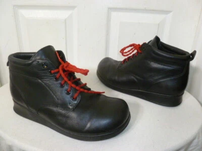 DREW SEDONA 10125 WOMEN’S BLACK LEATHER BOOTS SIZE 9 W - Image 1 of 4