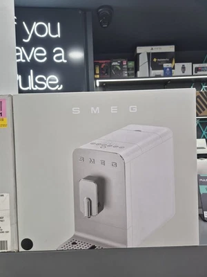 SMEG BCC13Automatic Bean to Cup Coffee Machine BLACK.BRANDNEW RP £799.NOW £399💥 - Image 1 of 3