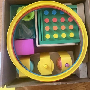 Lovevery Play Kit - The Investigator, Brand New * NO BOOK * - 31, 32, 33 Months - Picture 1 of 8