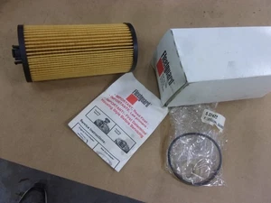 Fleetguard Engine Oil Filter Lube Filter Element LF16166 Ford 3C3Z6731AA LP2017 - Picture 1 of 6