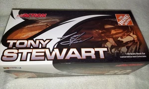 Tony Stewart #20 Action 1:24 Home Depot "The Victory Lap" 2003 Monte Carlo NIB - Picture 1 of 4