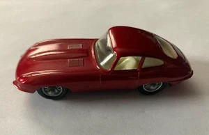 Vintage Lesney Matchbox Series No. 32 E Type Jaguar - Picture 1 of 10