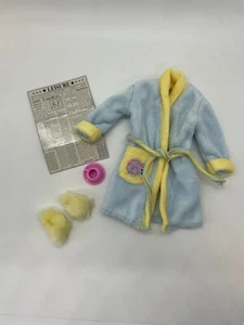 2001 Barbie Fashion Avenue 50435 Toys R Us Exclusive Lingerie Collection Set - Picture 1 of 4