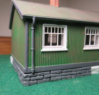 Stone foundations - OO/HO Gauge/1:76 scale - Unpainted - Image 1 of 4