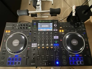 Pioneer XDJ-XZ DJ Controller - Bild 1 von 4