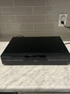 Philips DVD Player - DVD400AT - Picture 1 of 8