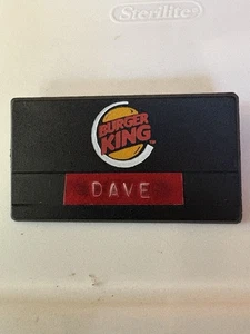 🇺🇸 1980s VINTAGE “BURGER KING” FASTFOOD EMPLOYEE ID BADGE “DAVE”  👀LQQK👀 - Picture 1 of 2