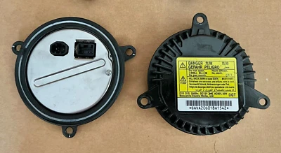 2x OEM Cadillac CTS STS Xenon Ballast HID Control Unit Computer Modules - Image 1 of 2