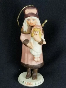 Adorno de porcelana vintage 1986 Jan Hagara Royal Orleans "Jill", como nuevo (sin caja) - Imagen 1 de 9
