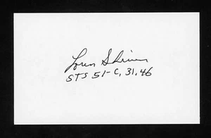Loren Shriver NASA Space Shuttle Astronaut Signed 3x5 Index Card E27993 - Picture 1 of 2