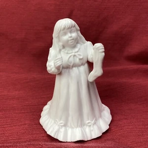 DEPT 56 Silhouette Treasures DECORATING THE MANTLE Girl Child Figurine 77917 - Picture 1 of 6